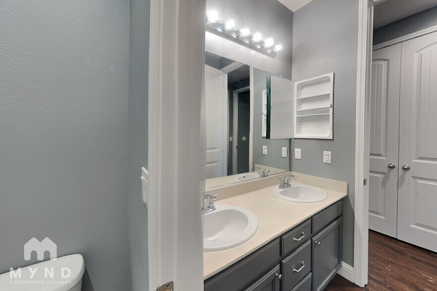 Building Photo - 3565 Markley Creek Dr
