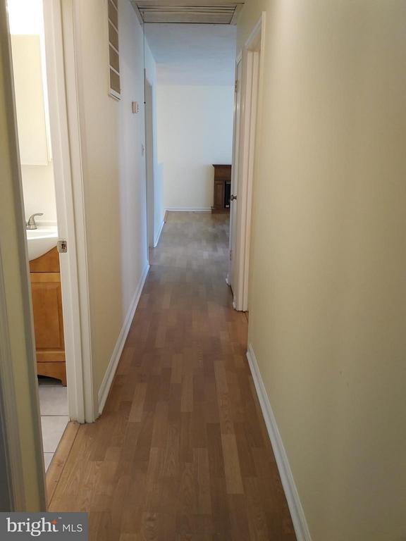 Building Photo - 9632 Leavells Rd