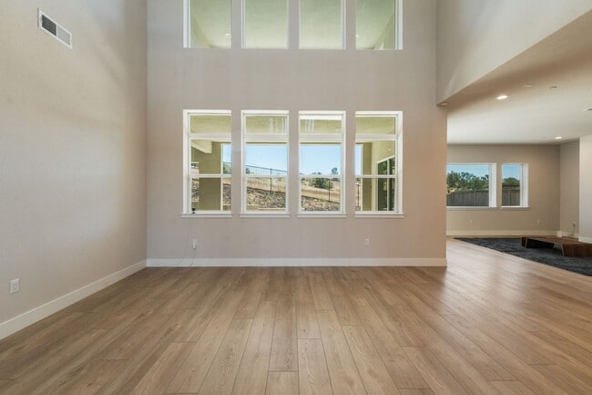 Building Photo - Newly Built 5BR Luxury Home in El Dorado Hills – 3,926 Sq Ft!