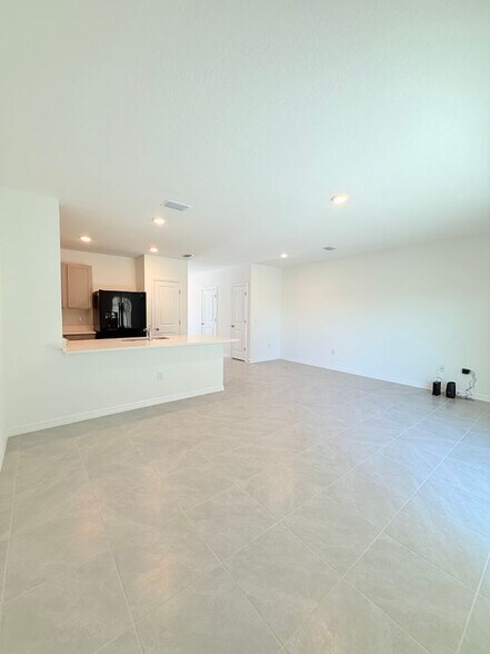 Building Photo - 4481 Rachel Fls Dr