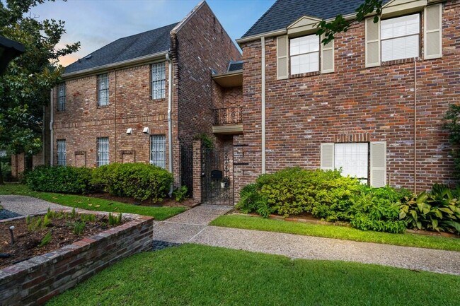 Building Photo - 4948 Post Oak Timber Dr
