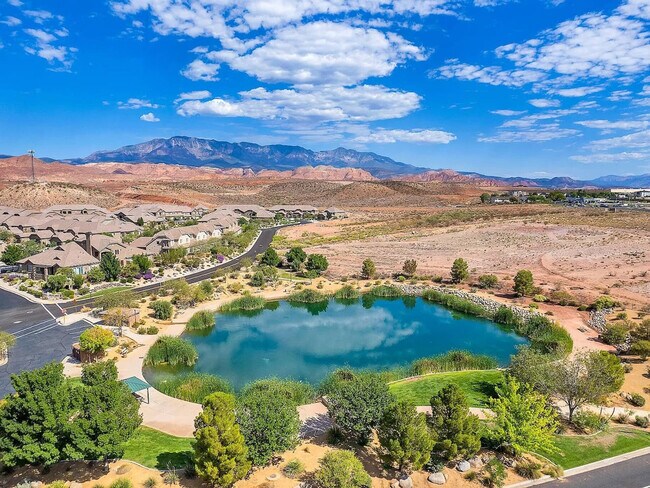 Building Photo - 4221 Torrey Pines Dr