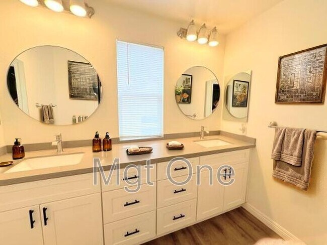 Building Photo - 3735 Coleville Cir