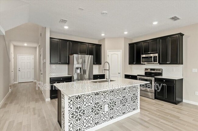 Building Photo - 12667 Josslyn Ln