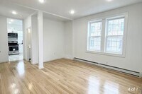 Building Photo - 452 64th St