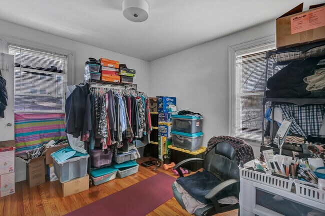 Building Photo - 68 Sheldon Terrace