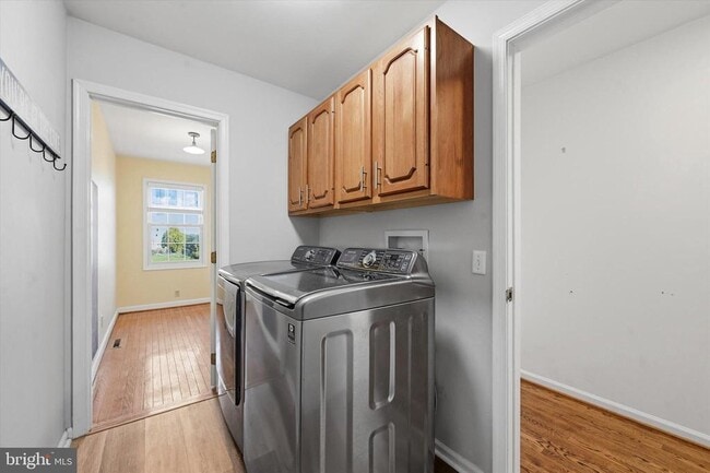 Building Photo - 36 Southampton Parish Rd