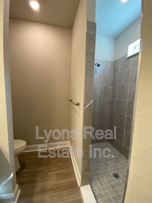 Building Photo - 17457 Billiar Ave