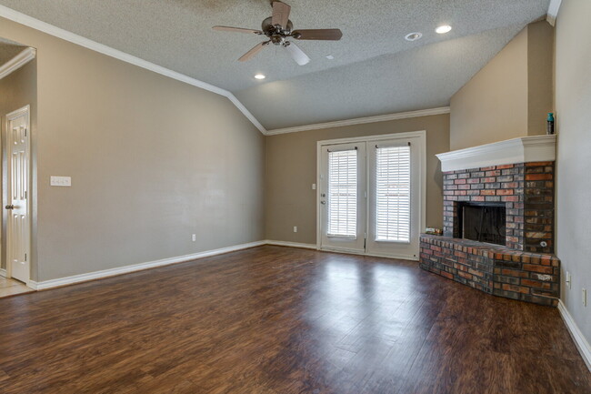 Building Photo - Gorgeous Home in Cooper District!!