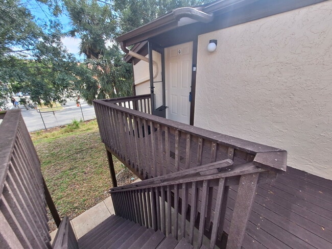 Building Photo - Second Floor Annual rental available now in the 55+ condominium community of Cedar Woods.