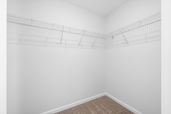 Building Photo - 2 Bedroom Condo For Rent Near Riverside Drive!