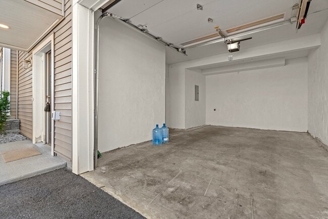 Building Photo - 7 Gorham St