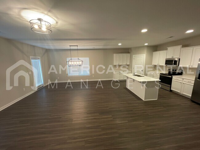 Building Photo - Home for Rent in Oak Grove, AL!!! Availabl...