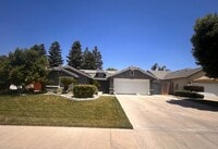 Building Photo - Beautiful Home for rent in Visalia!