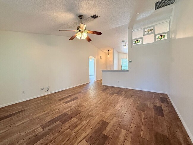 Building Photo - 4010 Wilkes Dr