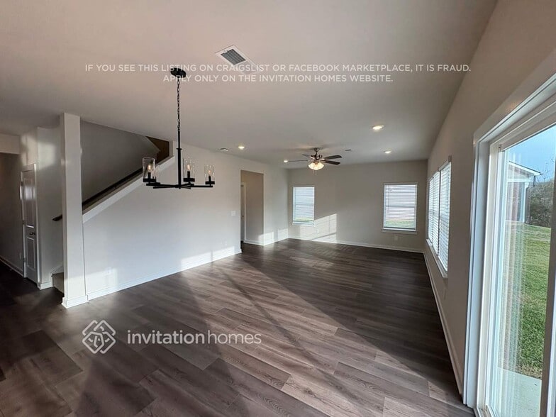 Building Photo - 1318 Bluffton Cir