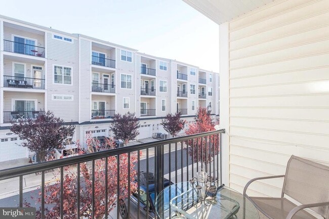 Building Photo - 43048 Vernon Ridge Terrace