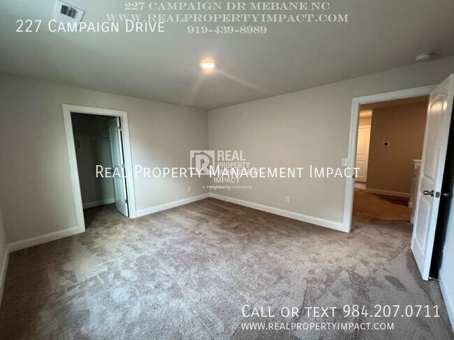 Building Photo - 227 Campaign Dr