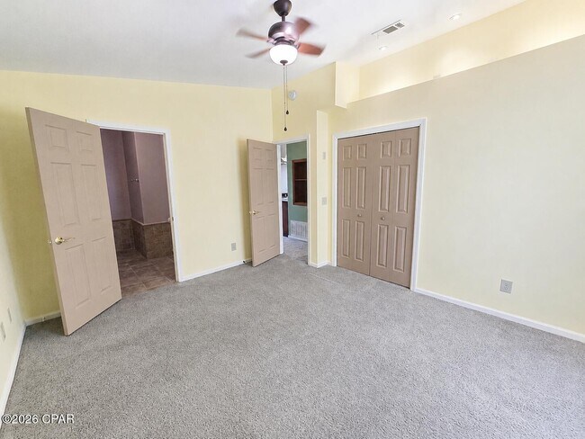 Building Photo - 6009 Sunset Ave