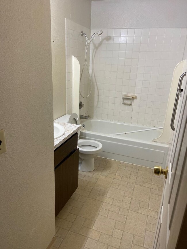 Building Photo - Springfield House