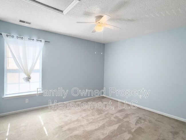 Building Photo - 170 Red Cypress Dr
