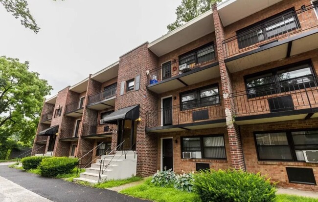 Exterior View of the Building - Sedgwick Terrace