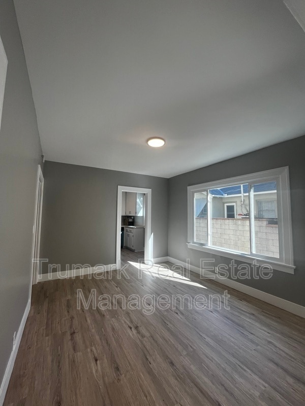 Building Photo - 1349 E Elizabeth St