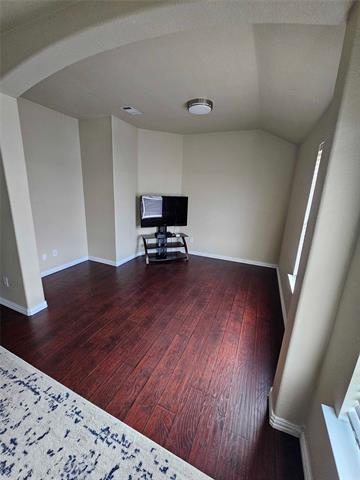 Building Photo - 520 Creekside Dr