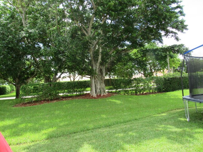 Building Photo - 22444 Middletown Dr