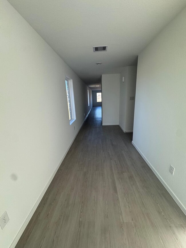 Building Photo - 26902 Cherry Plum Ln