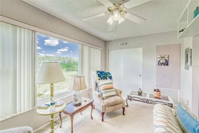 Building Photo - 2460 Franciscan Dr