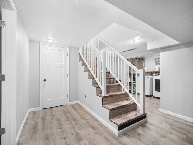 Building Photo - Charming 3-Bedroom Home in Downtown Spokane