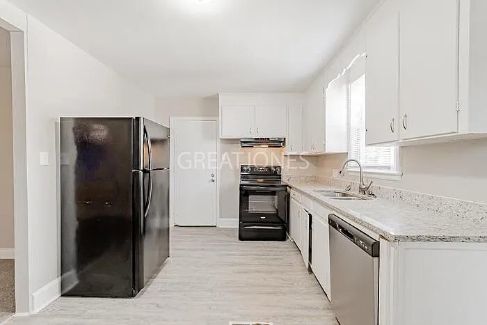 Building Photo - 1339 Hibiscus St