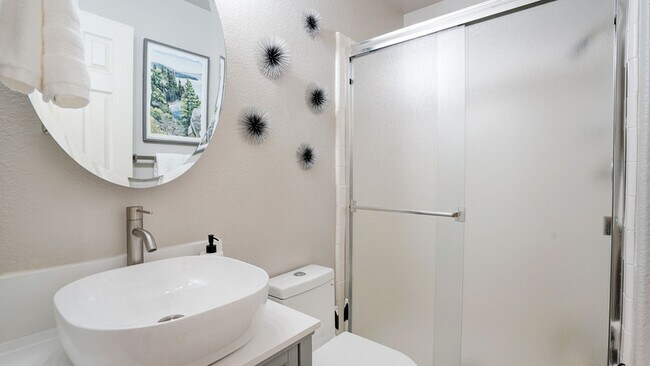 Building Photo - 9520 Wellington Cir