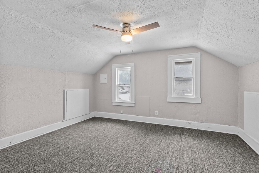 Building Photo - 1412 Arrow Ave