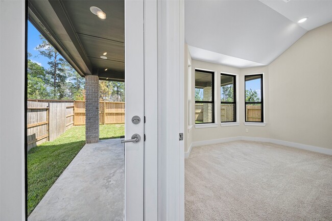Building Photo - 233 Trapper Creek Dr
