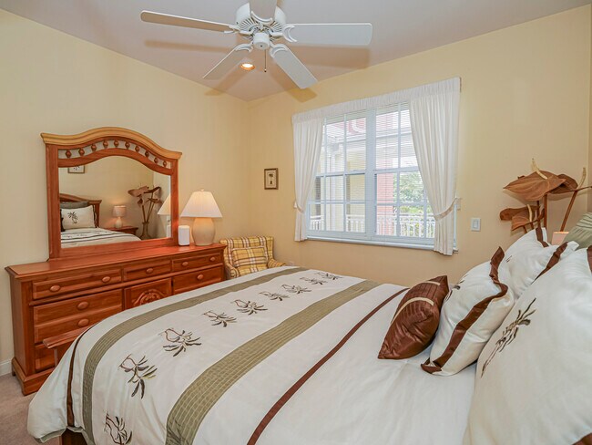 Building Photo - 5225 E Harbor Village Dr
