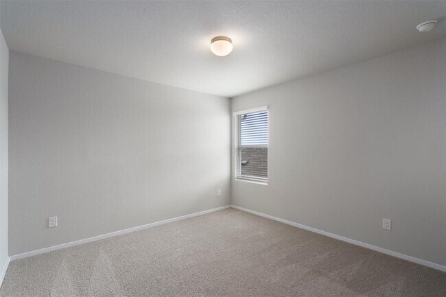 Building Photo - 101 Keltic Dr