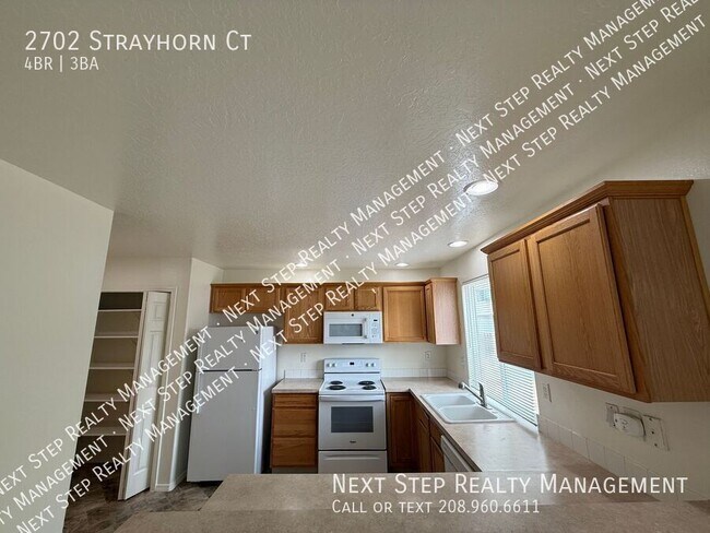 Building Photo - 2702 Strayhorn Ct