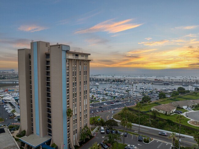 Building Photo - 1200 Harbor Dr N