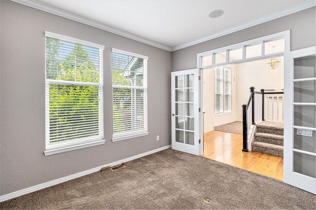 Building Photo - Welcome to this beautifully maintained 4-bedroom, 4-bath home with a dedicated office space