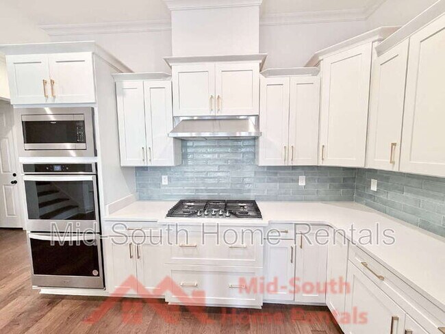 Building Photo - 5628 Draper Trail