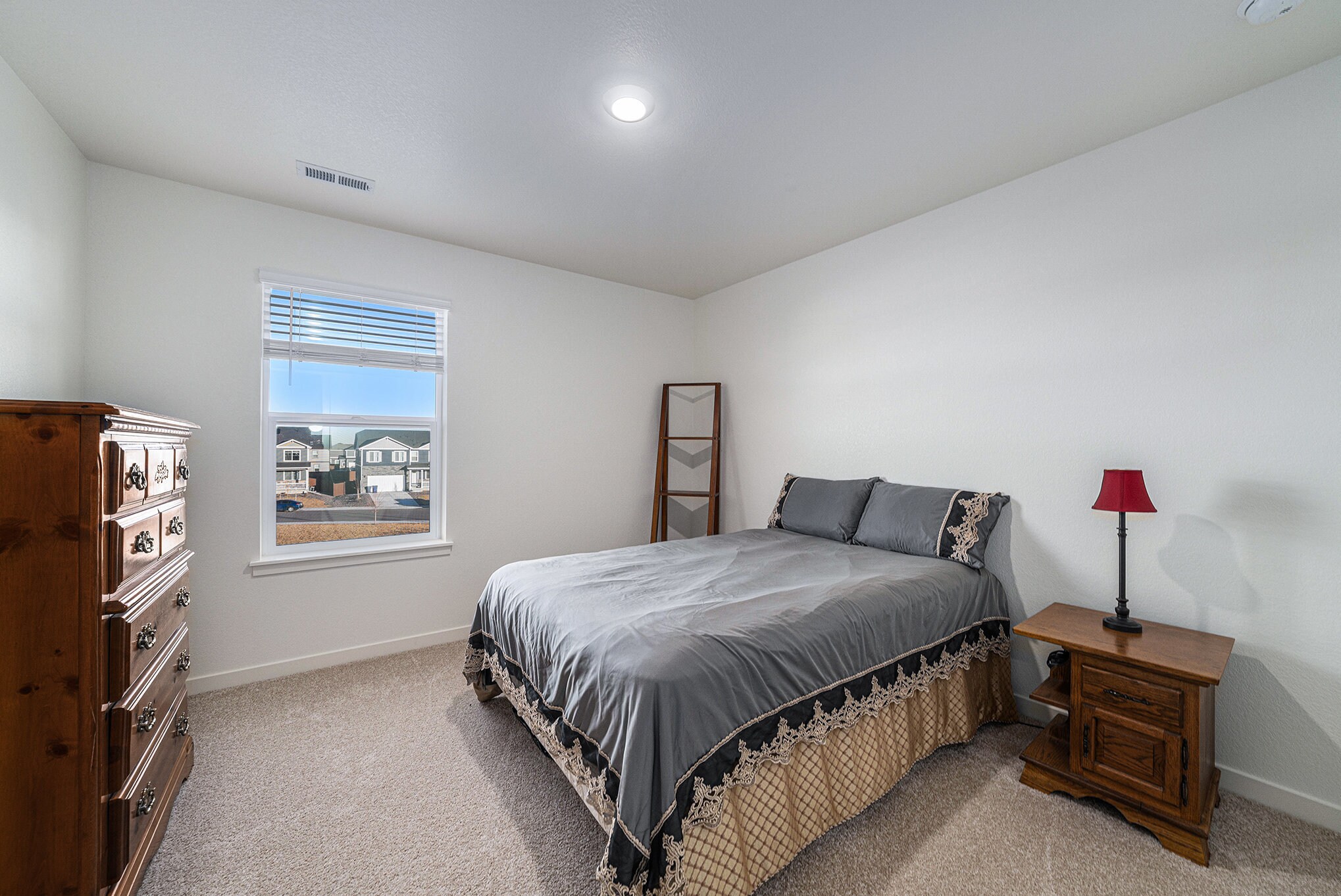 Building Photo - 439 Bluebird Rd