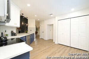 Building Photo - 940 Hedgestone Dr