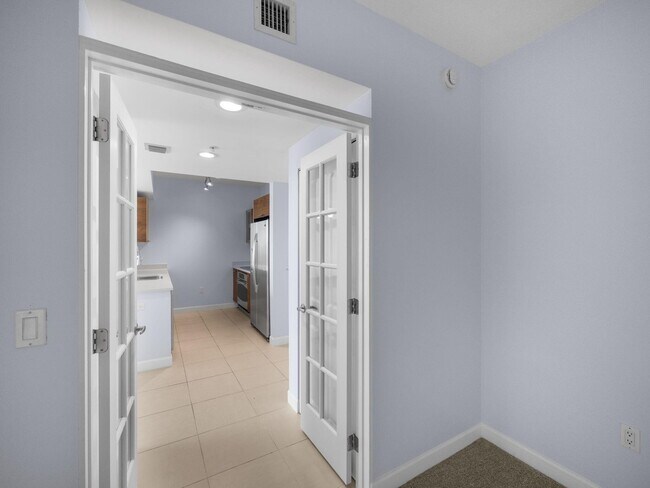 Building Photo - 480 Hibiscus St