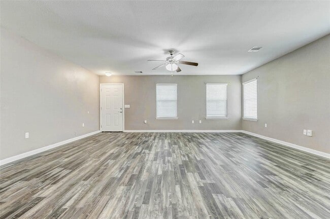 Building Photo - 2814 Sinclair St