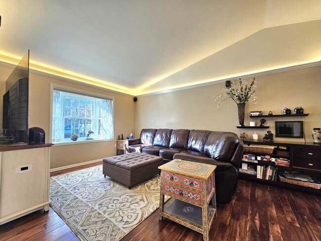 Building Photo - 11930 Cotton Mill Dr