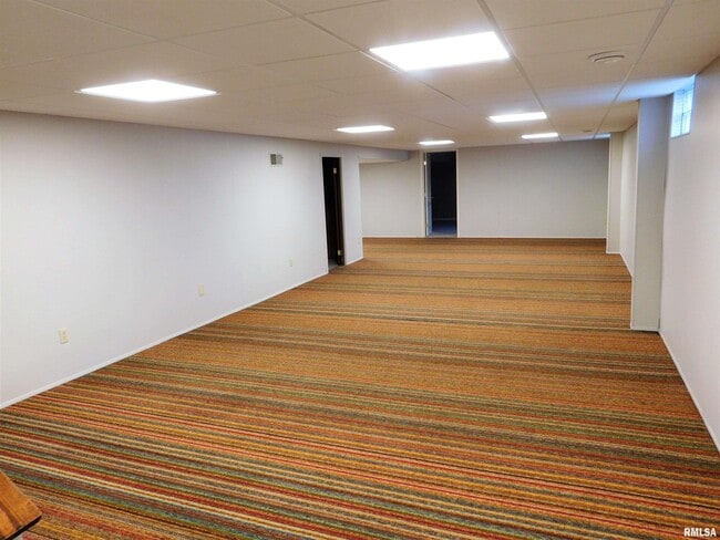 Building Photo - 1013 E Jackson St