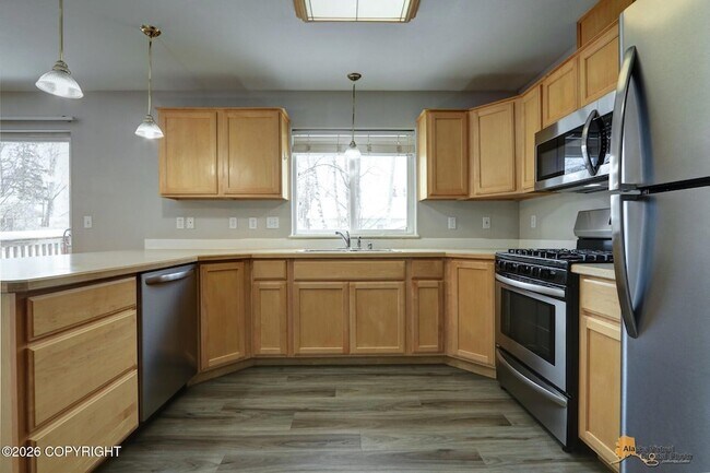 Building Photo - 16608 Mercy Dr