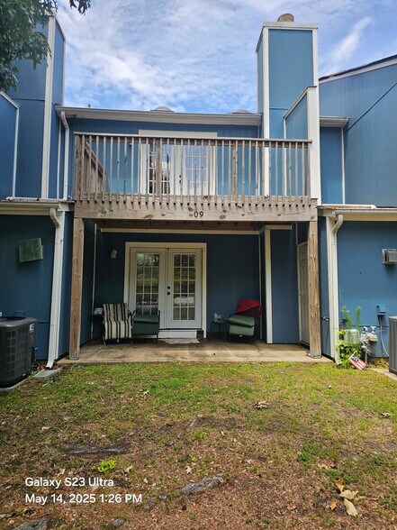 Building Photo - 2109 Point Hollow Ct